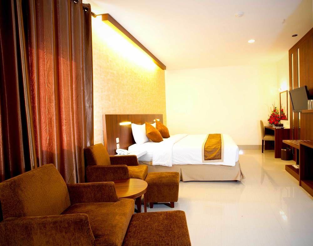 Collection O 1279 Hotel Grand Celino Makasar Zewnętrze zdjęcie